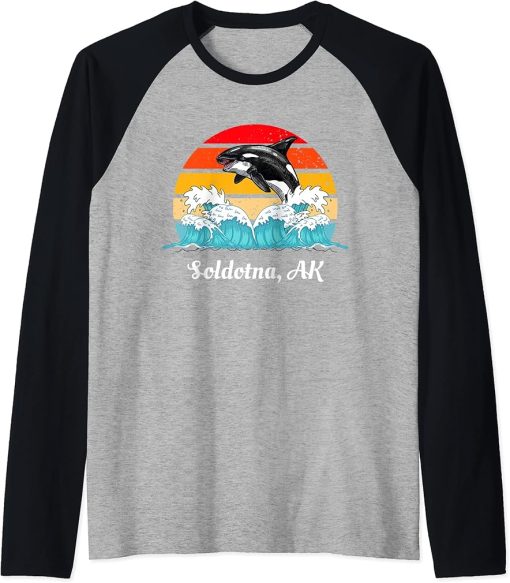 Vintage Soldotna AK Distressed Orca Killer Whale Art Raglan Baseball Tee